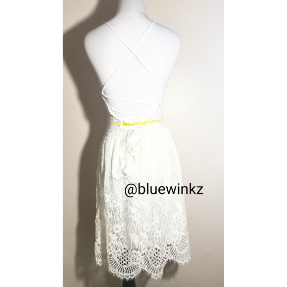 💮Soft Cream Lace Dress - Picture 5 of 6